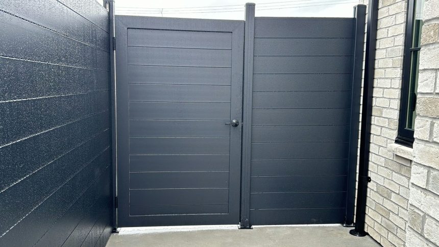 Aluminum Gate with Door Stopper